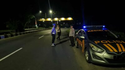 Malam di Kediri, Patroli Blue Light Gempur Aksi Begal dan Balap Liar