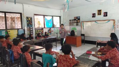 SDN 1 Karang Bongkot Jadi Lokasi Edukasi Bahaya Narkoba oleh Polsek Labuapi