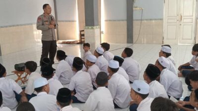 Kenakalan Remaja Jadi Fokus Sosialisasi Polres Lombok Barat di Aik Ampat