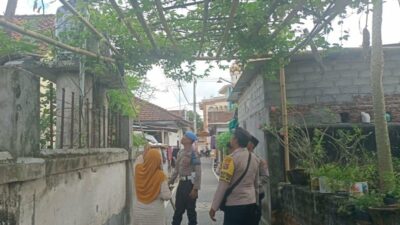 Bhabinkamtibmas Desa Ombe Baru Ajak Warga Wujudkan Kemandirian Pangan dari Pekarangan