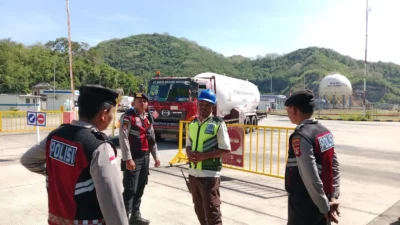 Sekotong Gencarkan Patroli, Imbau Waspada Kejahatan dan Cuaca